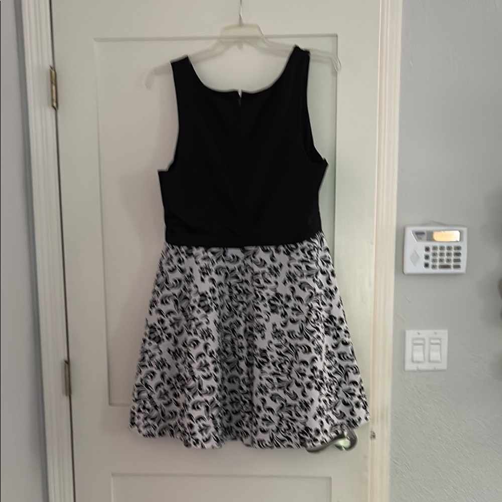 City Studio Black and White Fit and Flare Midi Dress - Picture 2 of 4